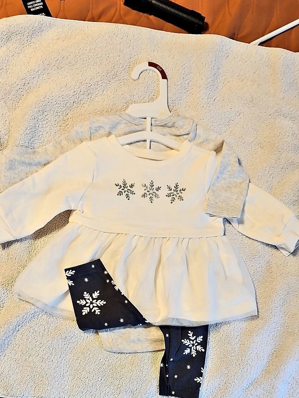 Carter's Snowflake 3-Piece Set Baby 6M NWT